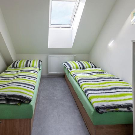 Apartmany Domek U Lesa Bítov 外观 照片