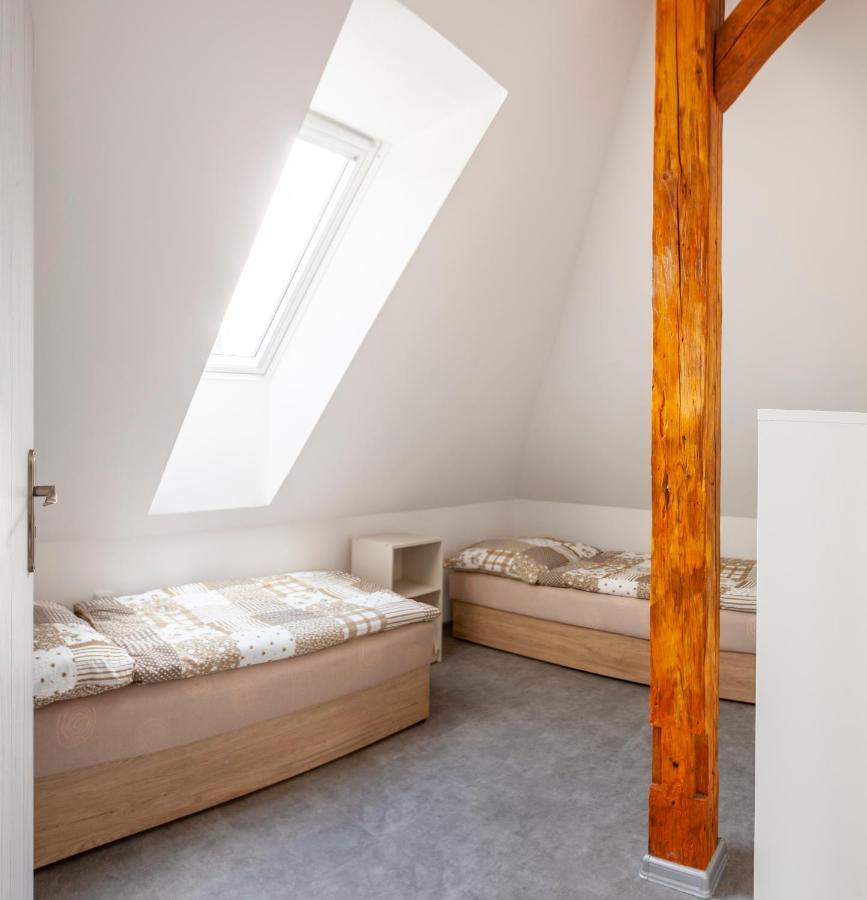 Apartmany Domek U Lesa Bítov 外观 照片