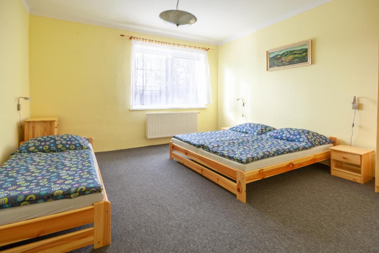 Apartmany Domek U Lesa Bítov 外观 照片