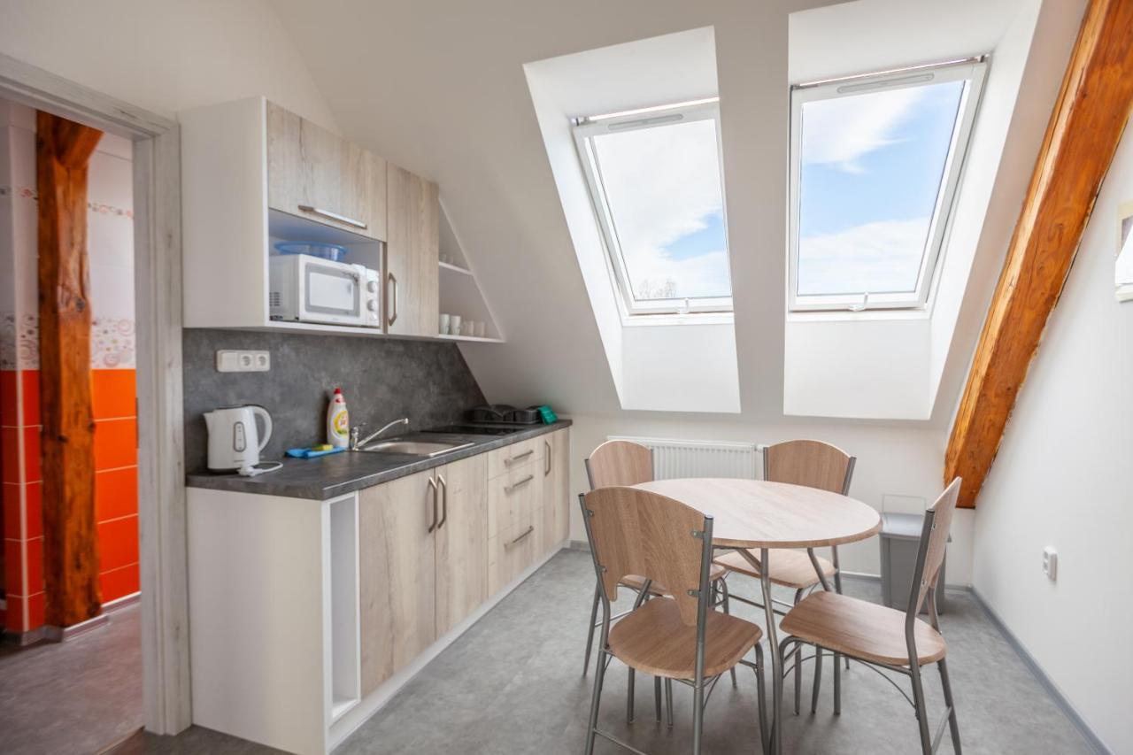 Apartmany Domek U Lesa Bítov 外观 照片