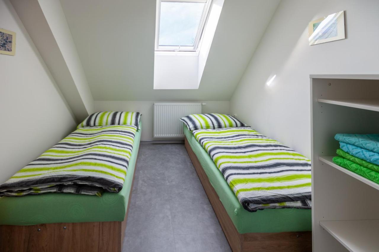 Apartmany Domek U Lesa Bítov 外观 照片