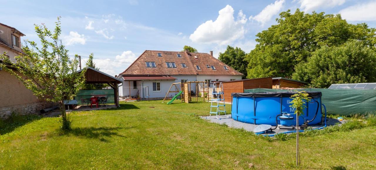 Apartmany Domek U Lesa Bítov 外观 照片